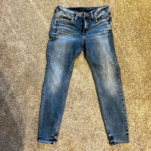 ilver Jeans - Suki Skinny